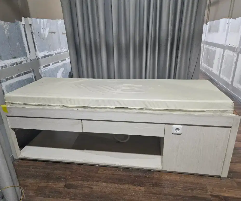 Dijual Murah Bed Treatment Klinik