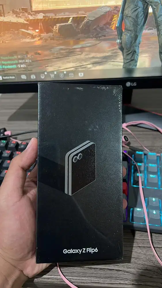 SAMSUNG GALAXY Z FLIP 6 12/256 SILVERSHADOW