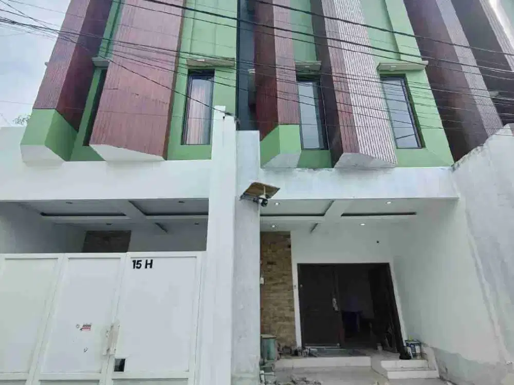 Rumah baru lokasi strategis di Utan Kayu Matraman Jaktim