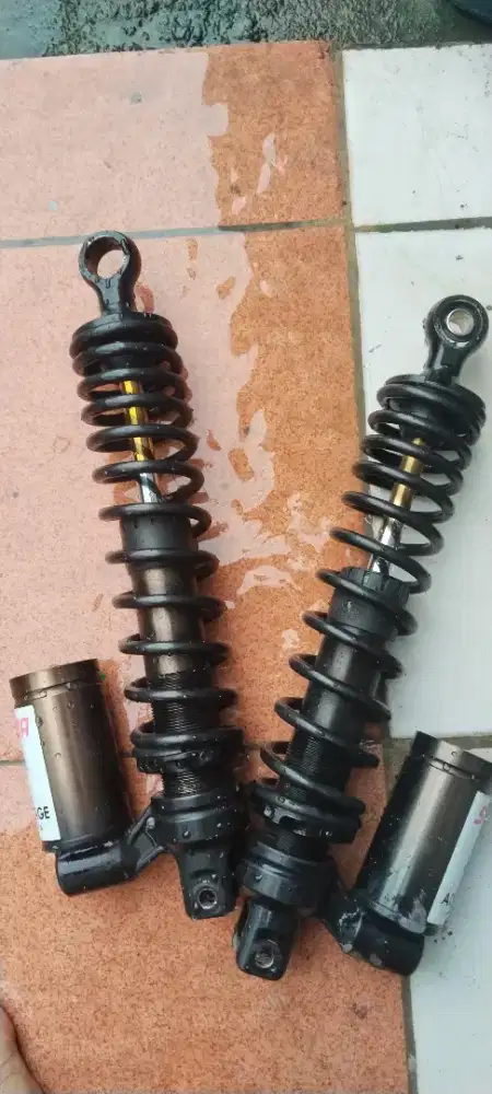 shockbreaker belakang ex nmax Showa