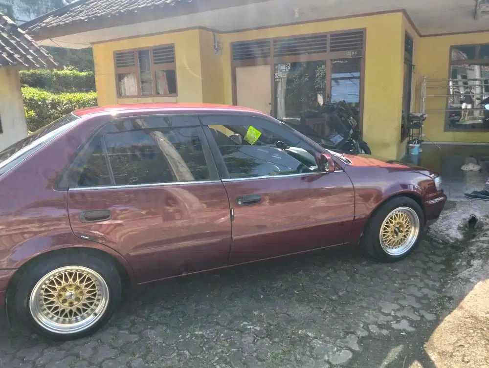 Toyota Corolla 1997 Bensin