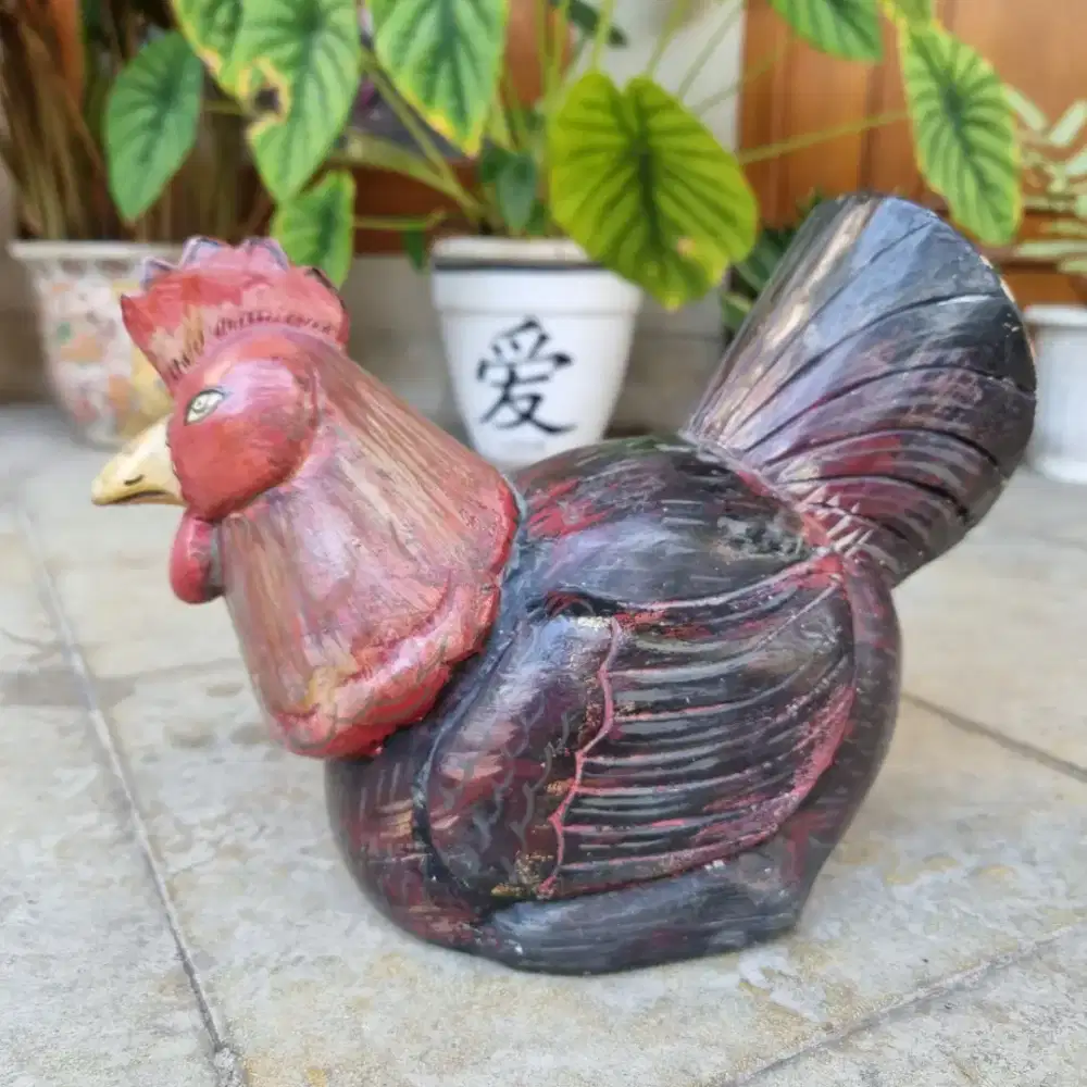 Patung kayu ayam jago
