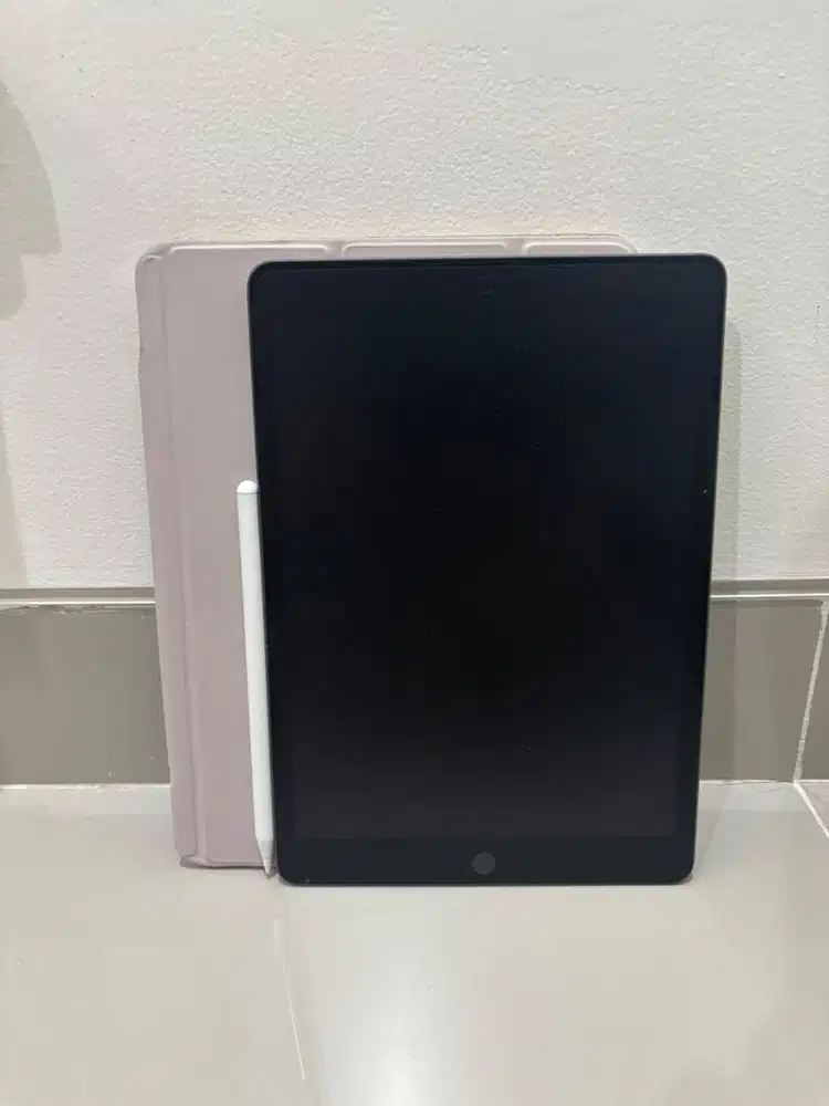 Dijual iPad 9th Generation (Second)