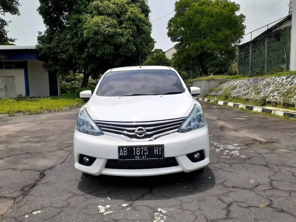 Grand Livina SV AT 2017 Tangan 1 Kilometer 82 Ribu