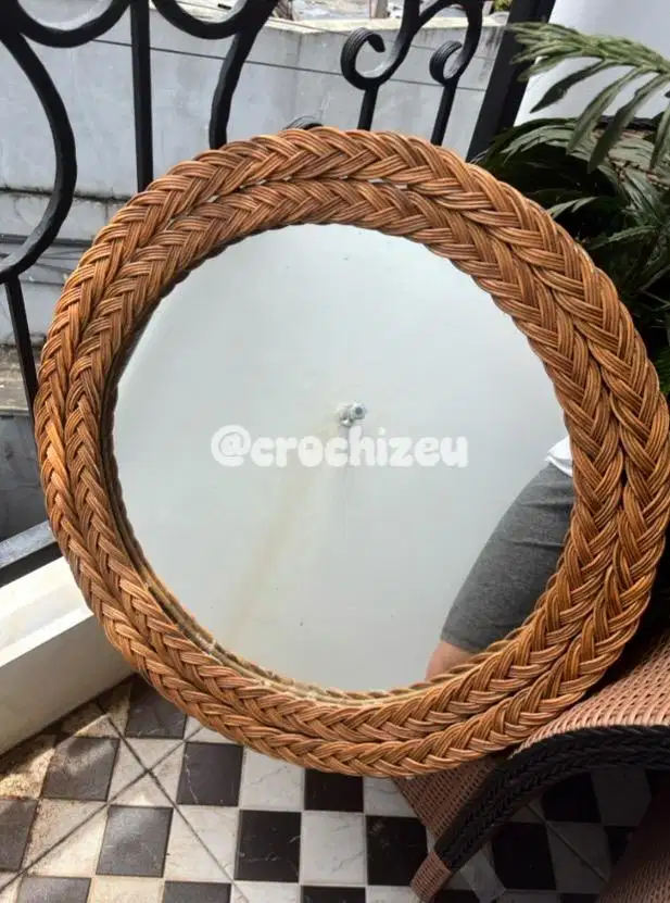 Cermin Rotan Costum