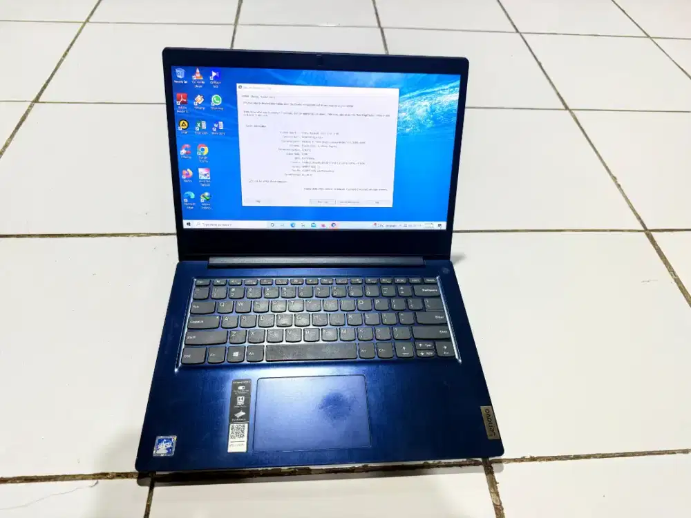 Laptop Lenovo Ideapad slim 3