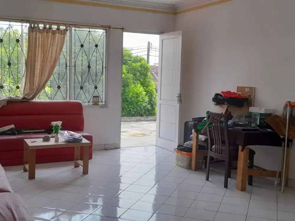 Rumah 2 Lantai Di Lingkungan Yg Nyaman Dan Tenang