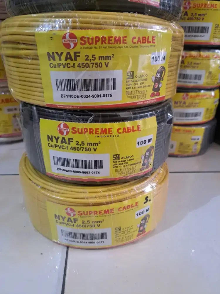 Kabel NYAF Serabut 1x2.5Mm Supreme (100 Meter)