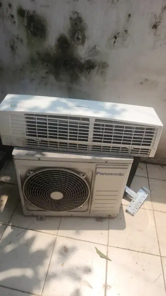 AC split 2 pasang merk panasonic 0.5 pk sama 3/4 pk