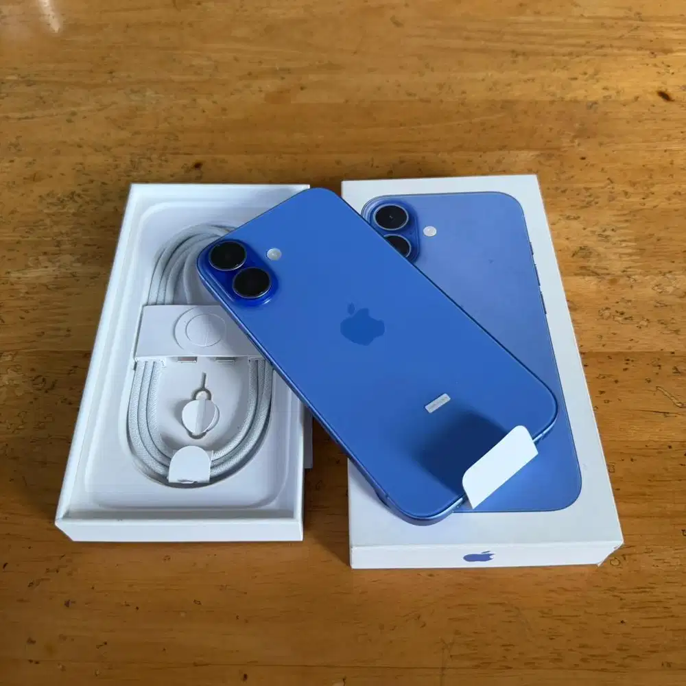 iPhone 16 128GB Ultramarine Hanya Open Box Garansi iBox 1 Tahun