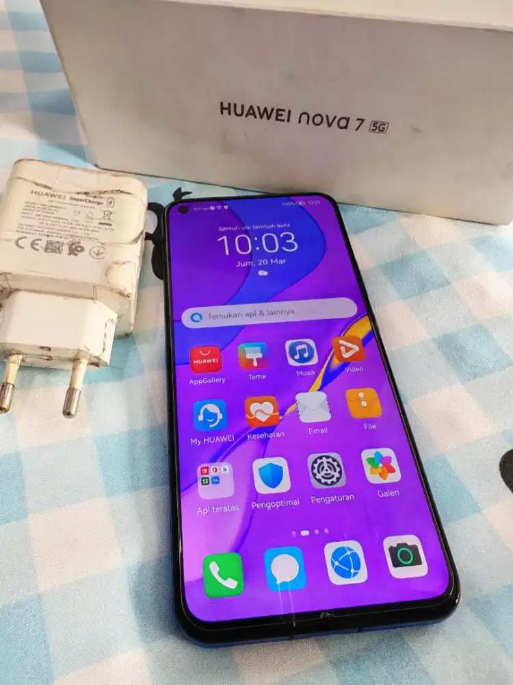 Huawei Nova 7 5g  8/256 second / bekas