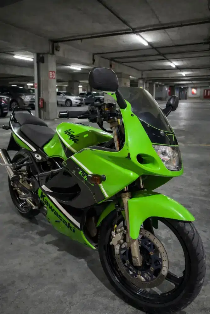 Di jual kawasaki ninja rr