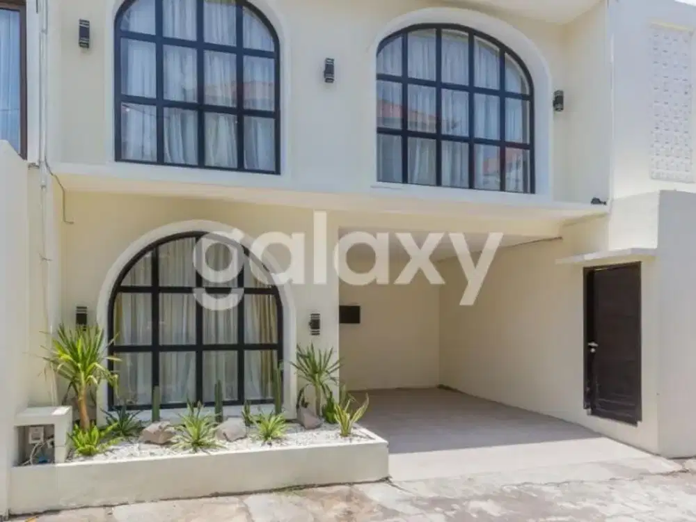 VILLA HUNIAN ELEGAN DI KEROBOKAN BADUNG, BALI