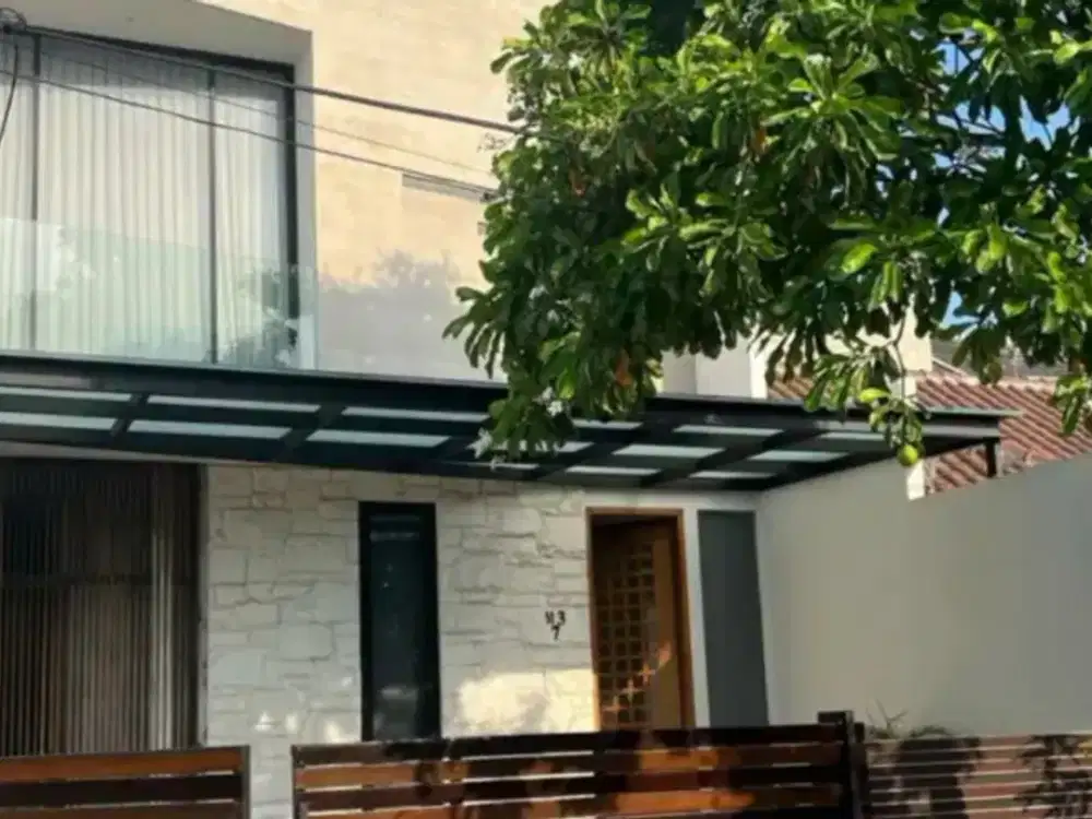 DIJUAL RUMAH DI GALAXY BUMI PERMAI ARAYA 2 DEKAT MERR STRATEGIS