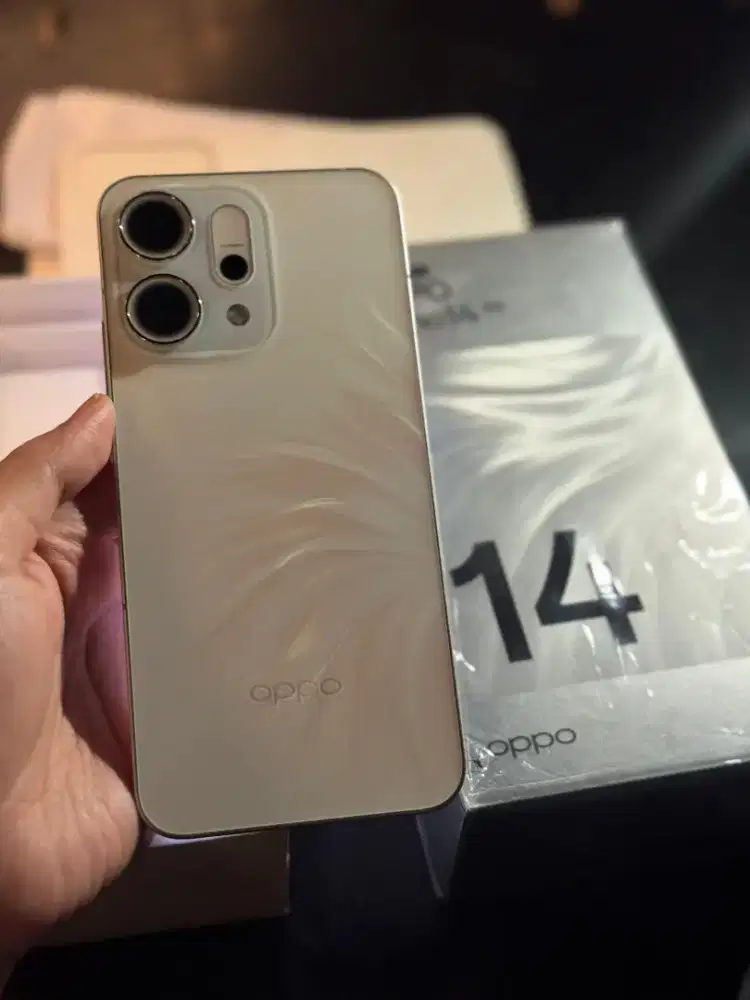 Oppo Reno 14 12/256 second