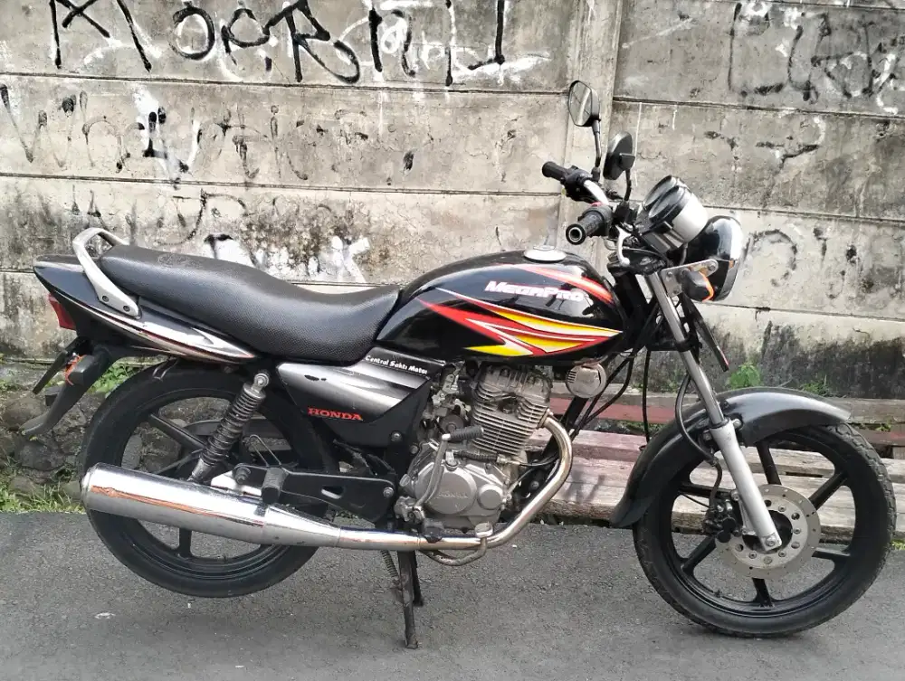 HONDA MEGAPRO 2006 MOTOR SEHAT SIAP PAKAI LANGSUNG MUDIK GAN