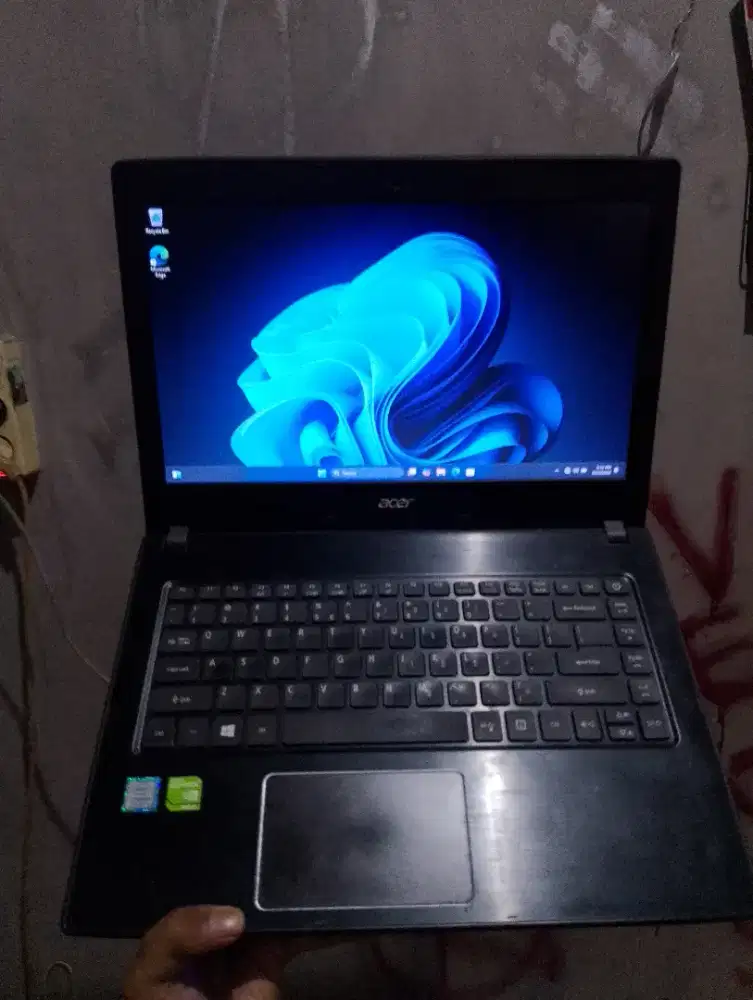 Laptop Acer ASPIRE E5 475G i5 gen 7
