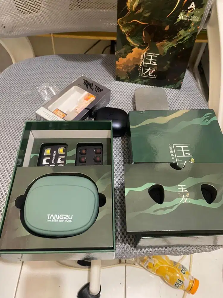 IEM Tanzu waner 2 limited emerald edition