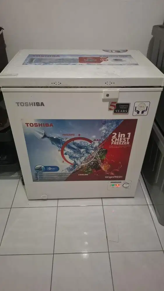 Box freezer merk toshiba