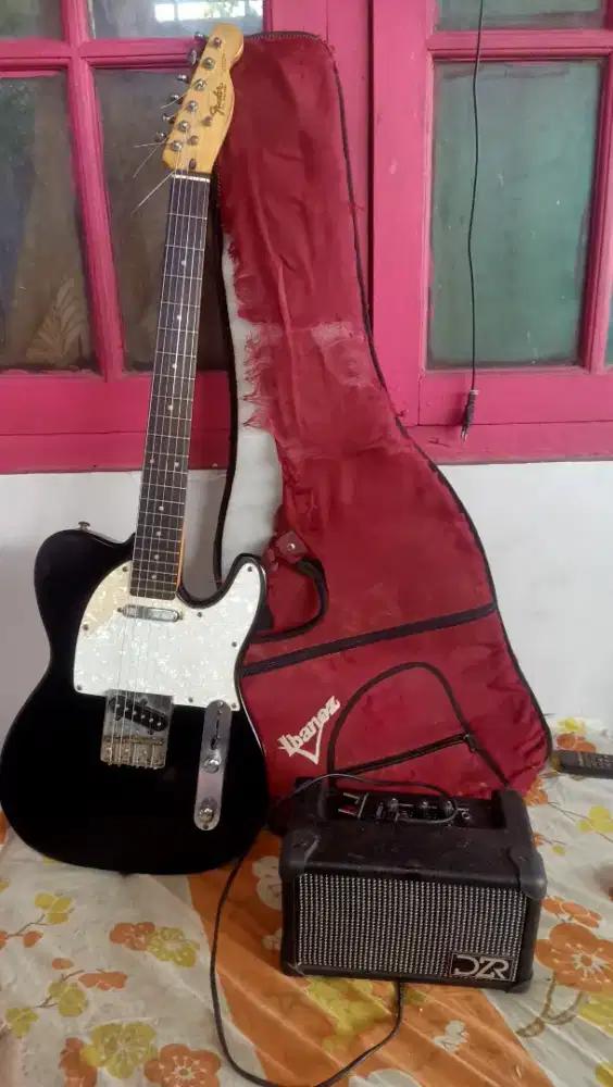 Gitar listrik fender telecaster custom plus ampli mini