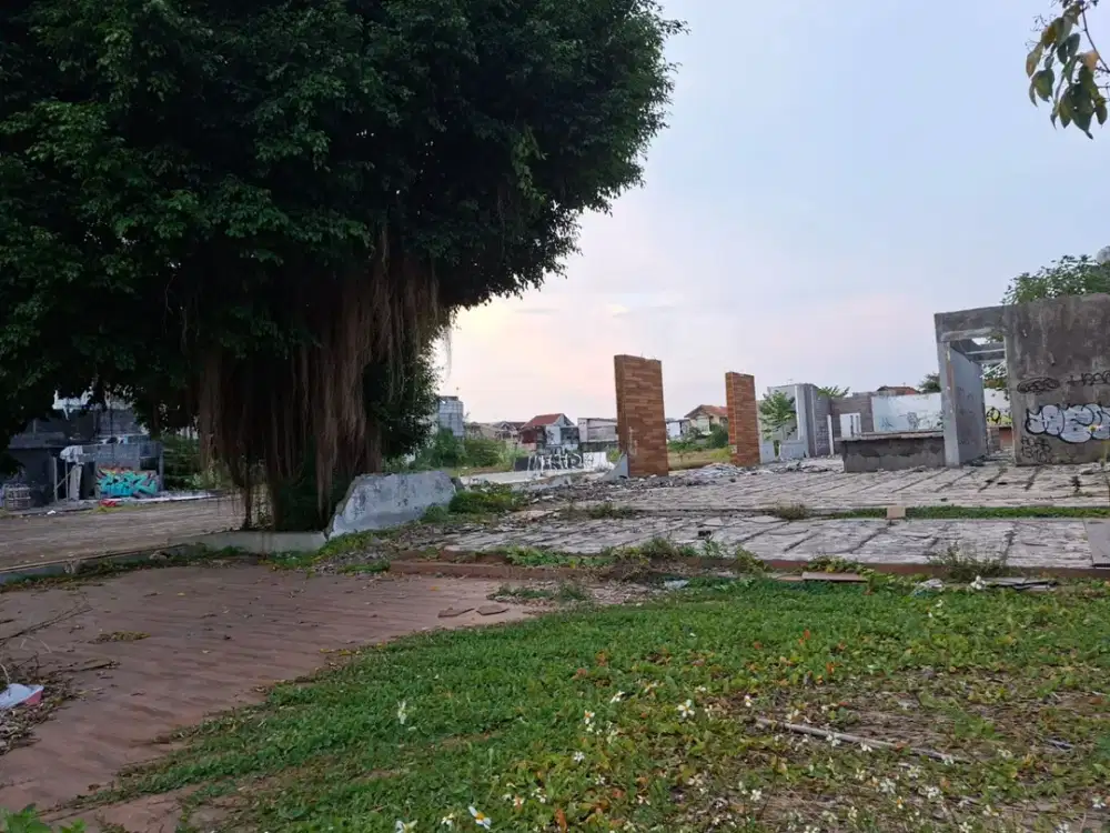 Jual Tanah Gajahmada Semarang 1.402 m² SHGB - Area Segitiga Emas