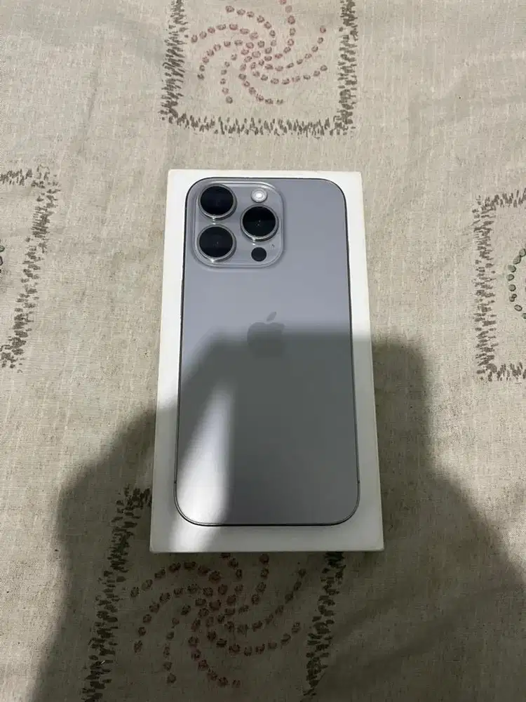 (Preloved) - Iphone 15 Pro - (128GB)