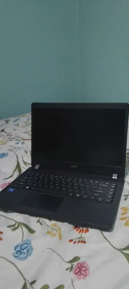 Laptop acer travelmate P214 i7 gen 11