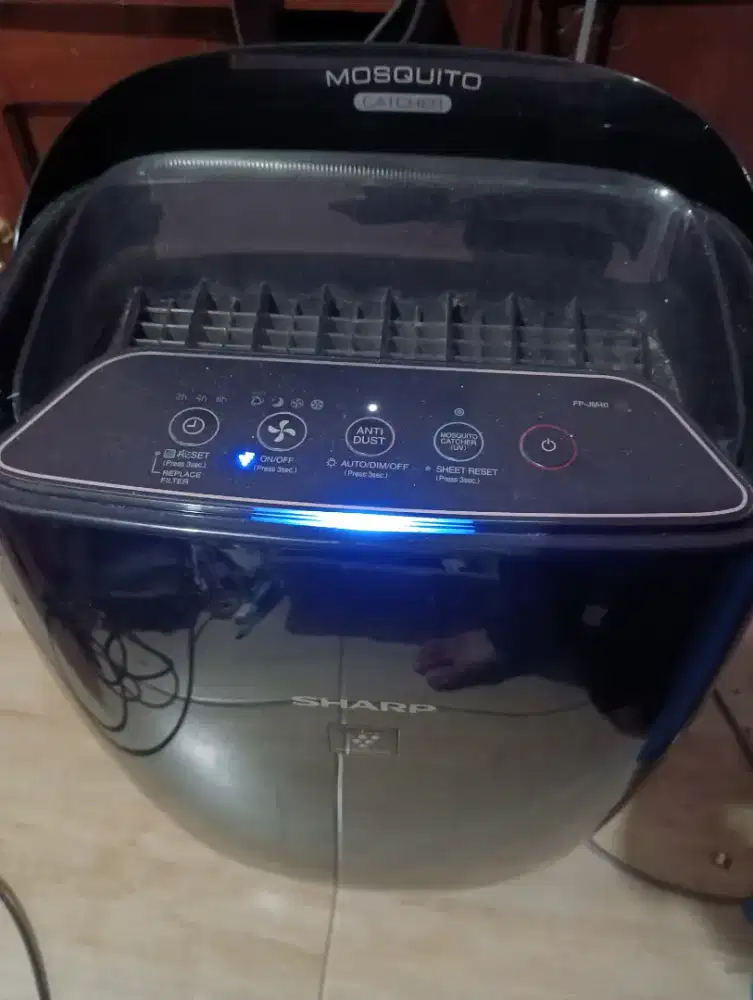 Air purifier Sharp FP-JM40B-B