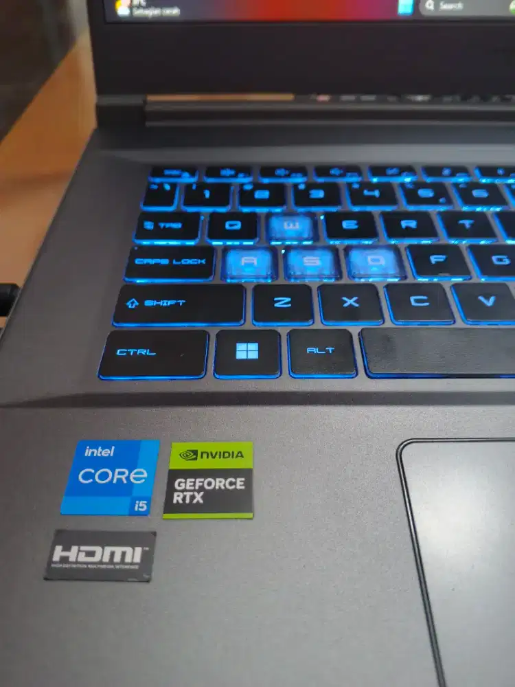 MSI THIN 15 RTX 3050 GARANSI ON