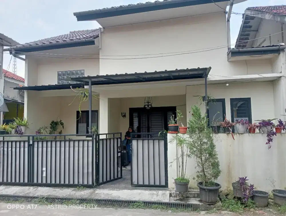 RUMAH MEZZANINE SIAP HUNI DEKAT TOLL CIMANGGIS
