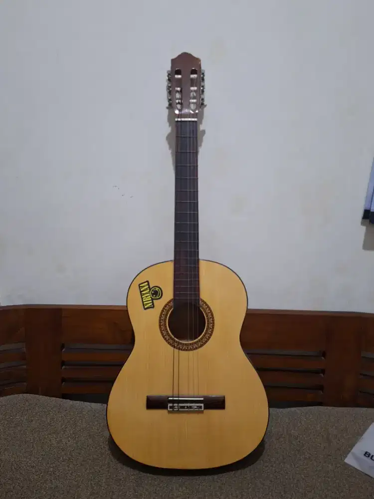 Gitar Akustik No Brand + Free Stand Gitar