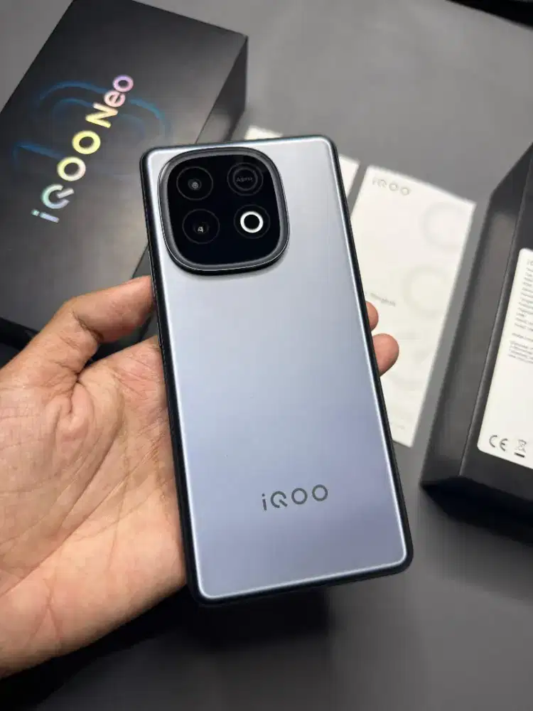 iQOO Neo 10 8/256Gb Fullset Original