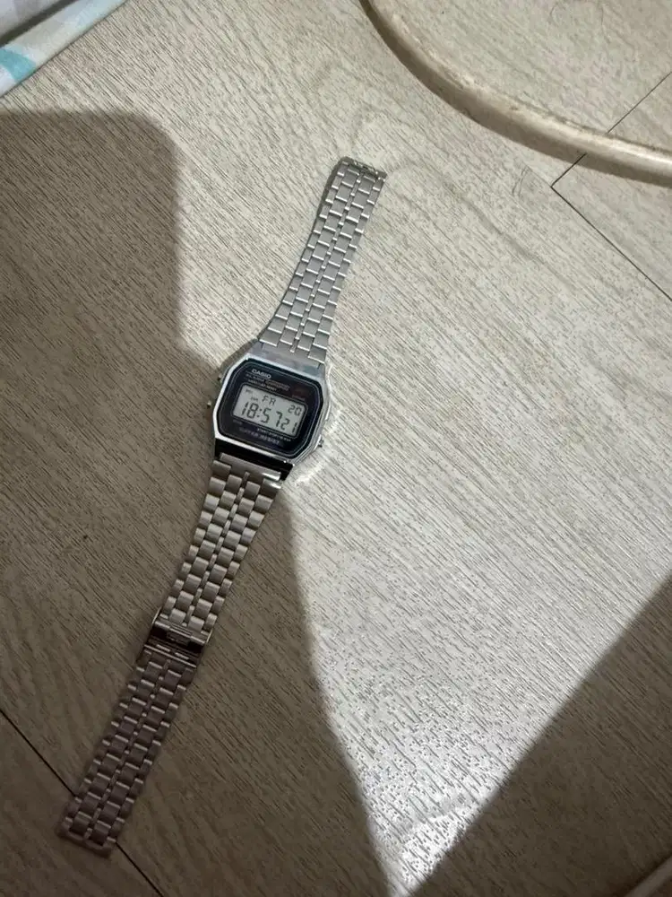 jam tangan casio digital