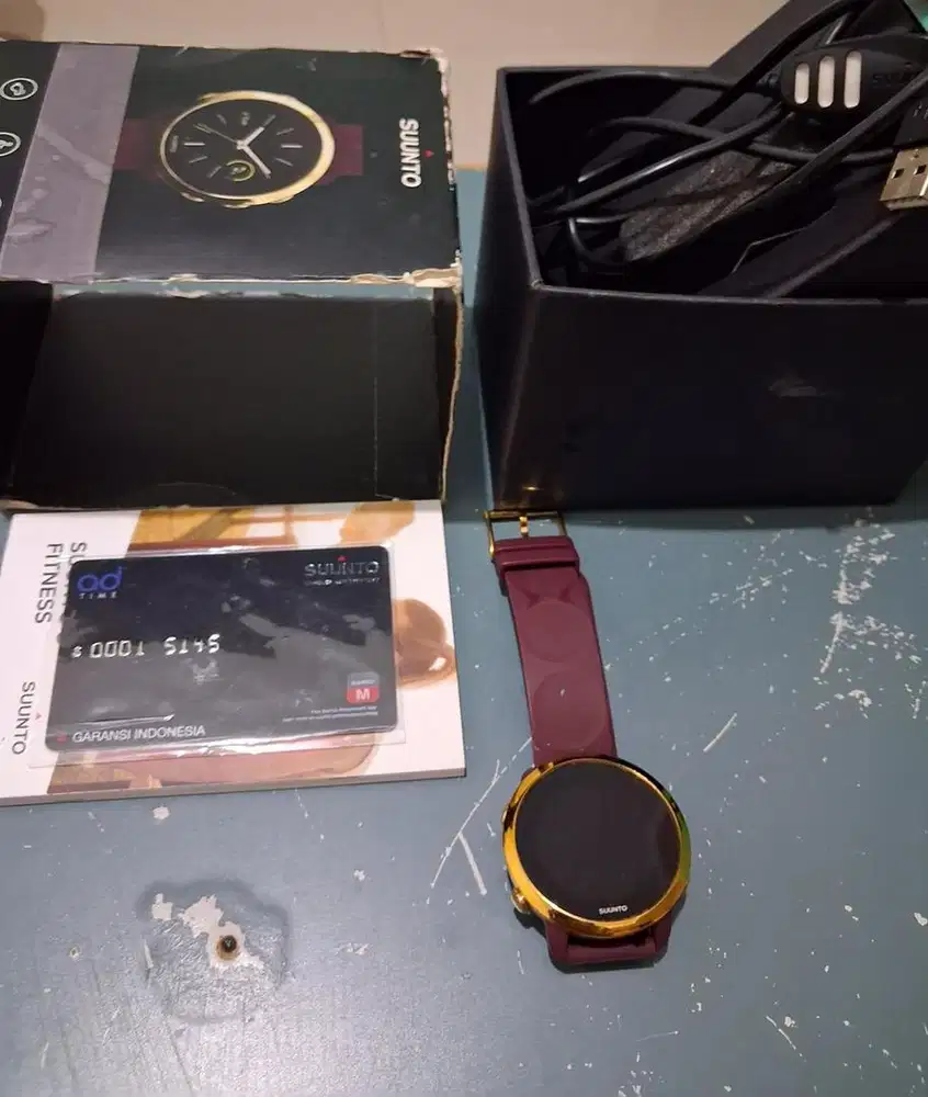 Suunto 3 Fitness Kondisi mati total. Siapa tau bisa jadi duit.