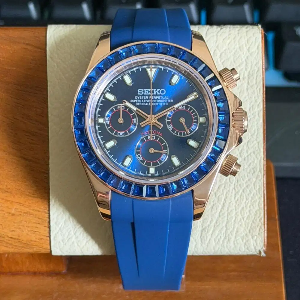 Seiko Daytona Gemstone Blue Rosegold VK63 Chronograph Ruby Elegance