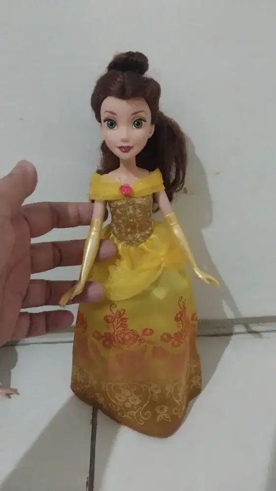Boneka Barbie Belle (Beauty & The Beast)