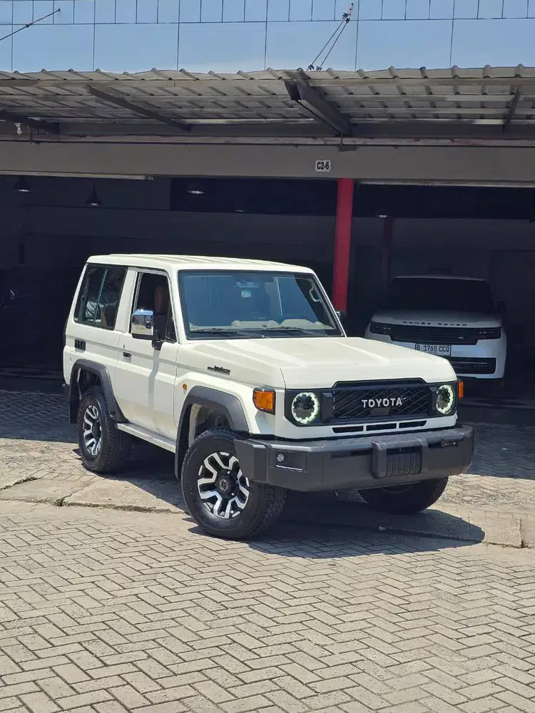 Toyota Land Cruiser 71 SWB 2026 2025 Putih White Brand New Very Rare
