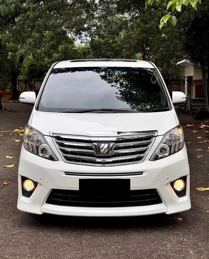[KM 40 RB] Toyota Alphard SC Premium Sound Japan 2013/2014 Like New