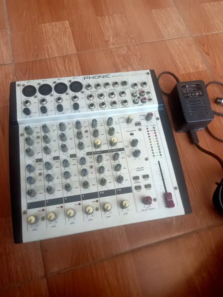 Mixer.phonic non effek