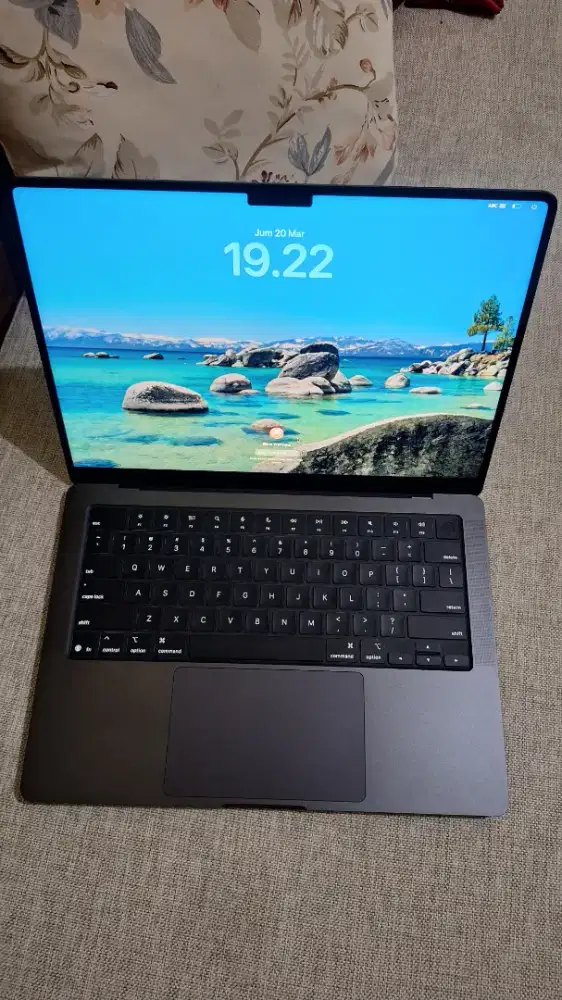 Jual cepet Macbook pro m5 16/512