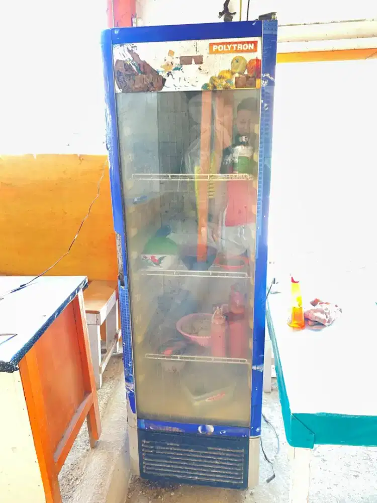 Showcase/lemari pendingin