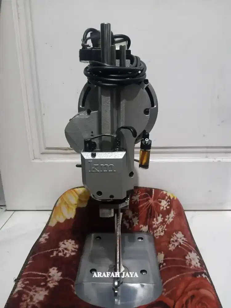 Masin potong kain Mack KM 8inch