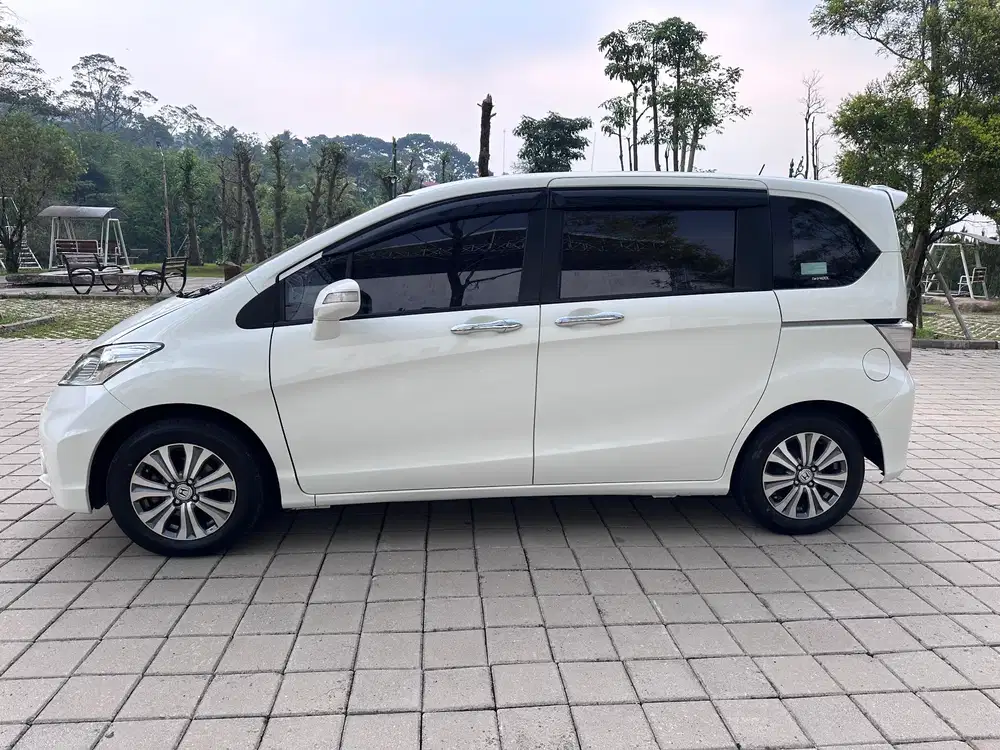 Honda Freed 2016 Bensin