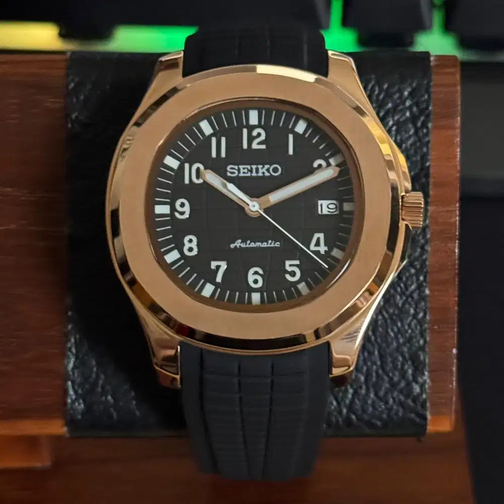 Seiko Aquanaut Black Rosegold NH35 Automatic Exclusive Jam Pria