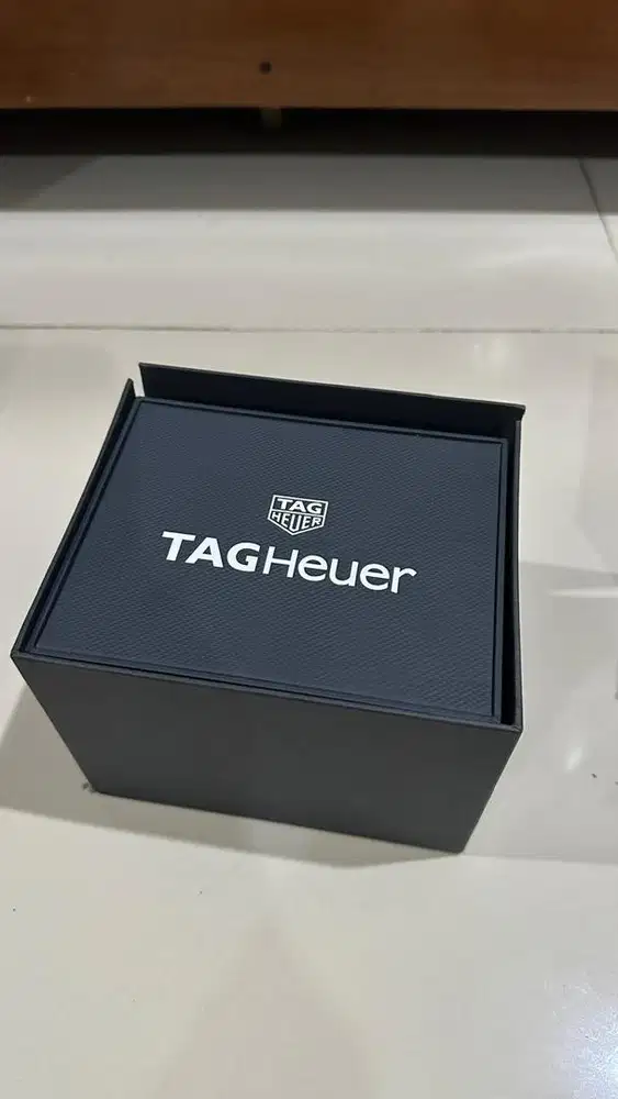 Dijual Tag Heuer Carrera