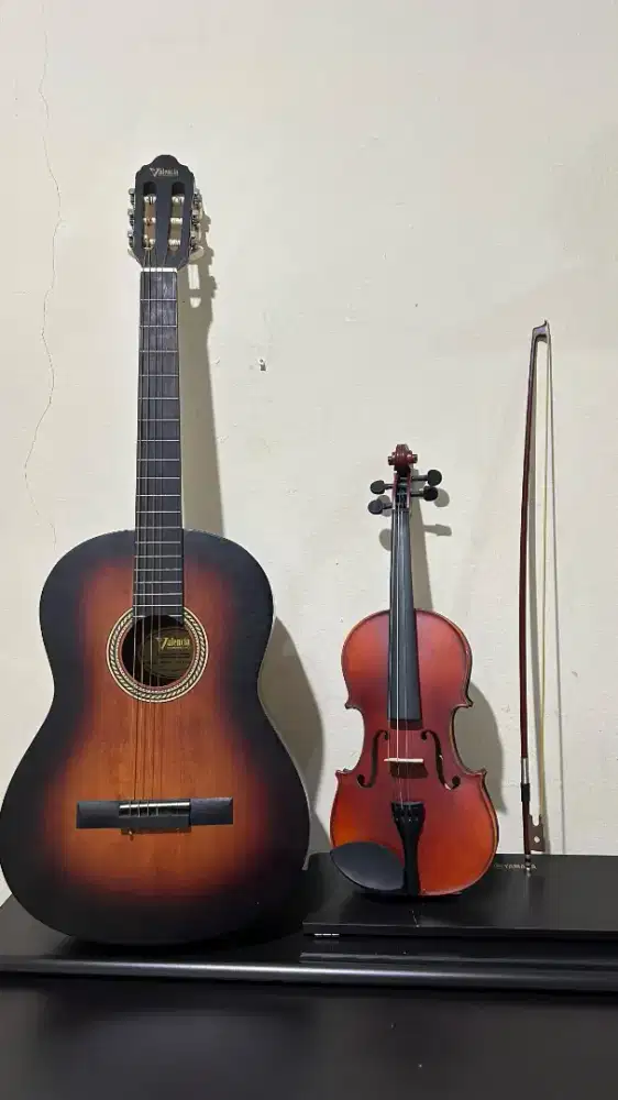 Gitar Valencia gramedia dan Biola
