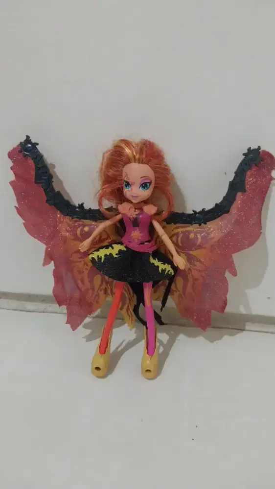 My Little Pony Equestria Girl - Sunset Shimmer with Moving Wings