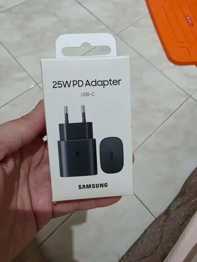 Original Charger samsung type C 25 watt..