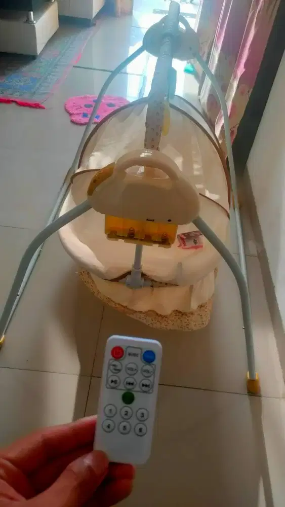 Jual 1 unit bouncer/ tempat tidur y