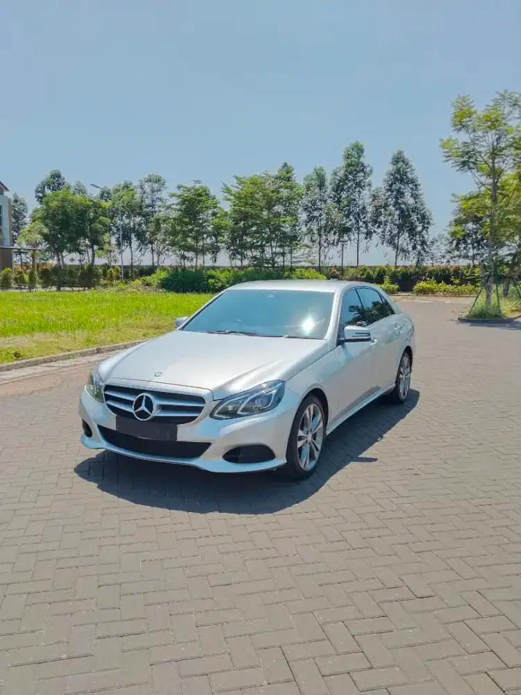 Mercedes Benz E250 W212 AVG 2015 NIK 2014 520i f10 A6 Camry Accord